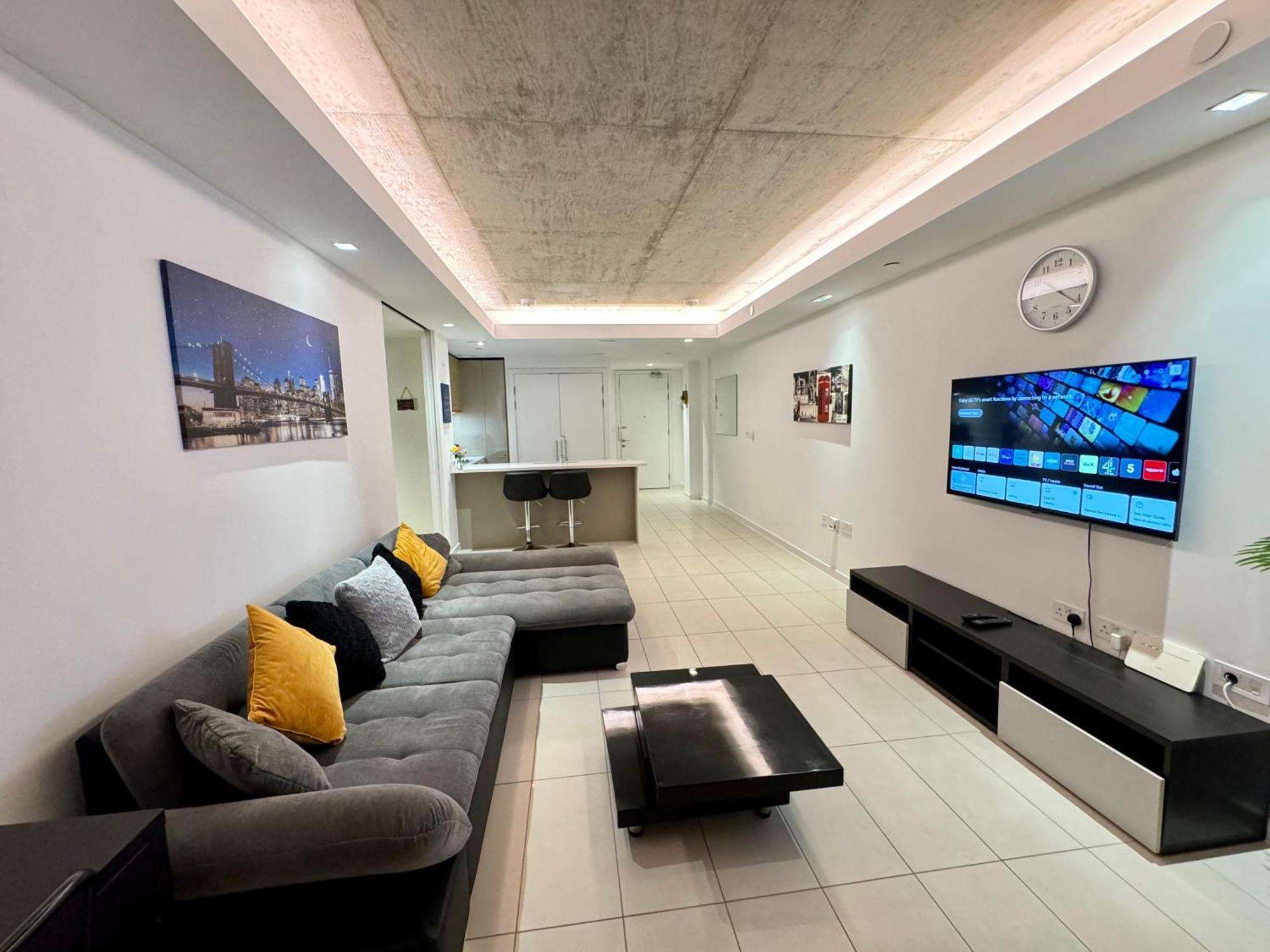 London Excel Cosy Apartment With Balcony & River View Close To O2 Arena, Cable Car, City Hall Bagian luar foto