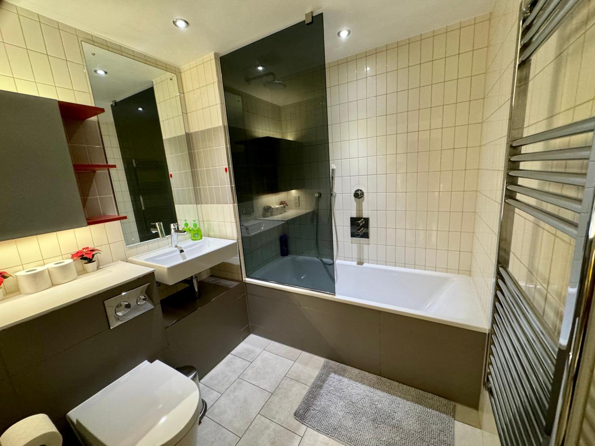 London Excel Cosy Apartment With Balcony & River View Close To O2 Arena, Cable Car, City Hall Bagian luar foto